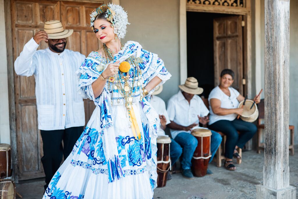AZUERO POLLLERAS PANAMA